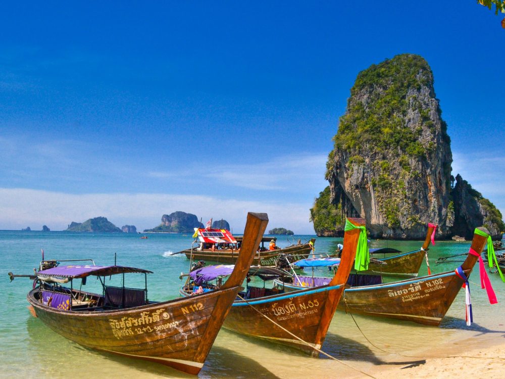 sumit-chinchane-jWKk-0ZBUyg-unsplash